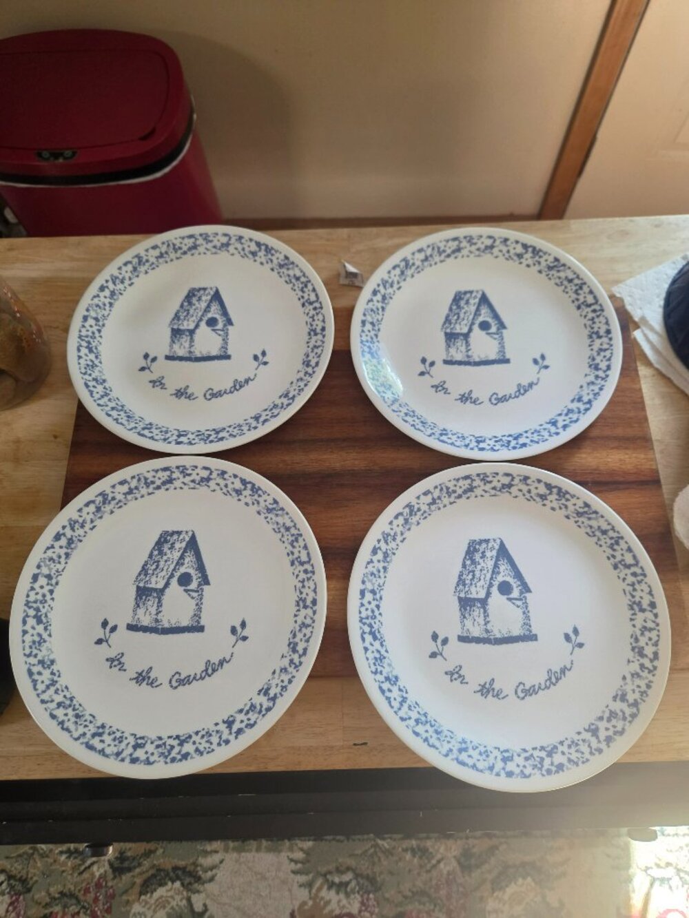 CORELLE IN THE GARDEN 8INCH SALAD BREAD PLATES
